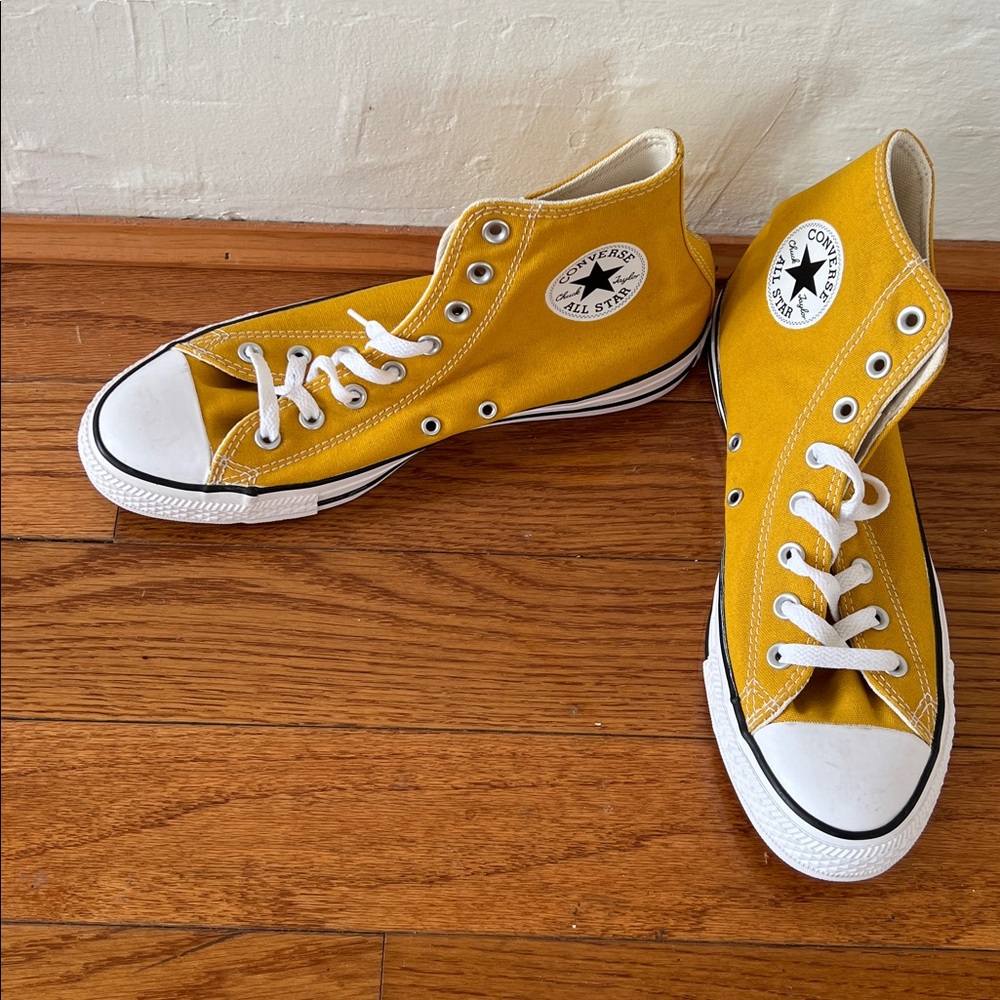 NWOT Mustard yellow Converse high top All Stars size 11 W 9 M